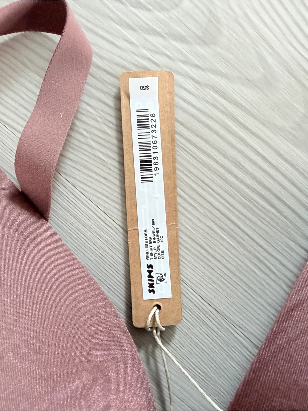SKIMS Wireless Molded Bra in Mauve Rose - Picture 2 of 2